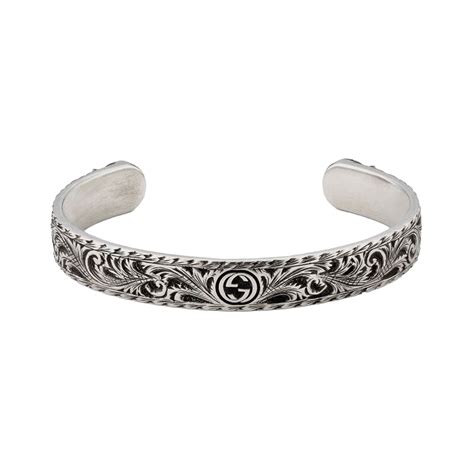 gucci gatto silver bangle|Gucci Gatto Sterling Silver Feline Head Bracelet .